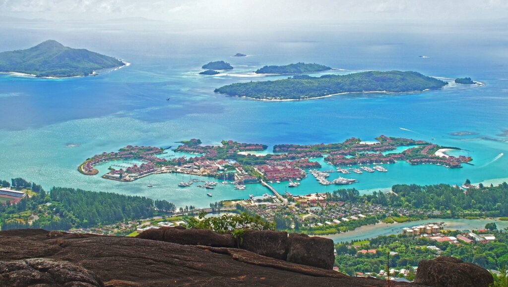 vacationing in seychelles (2)