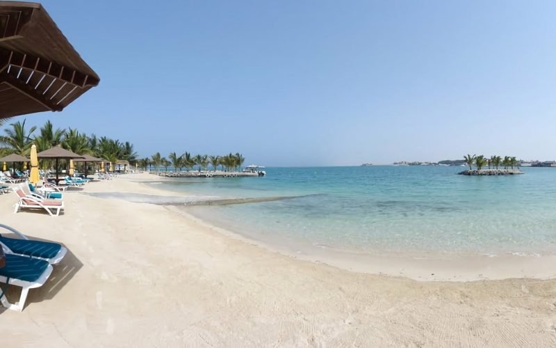 Silver-Sands-Beach-1